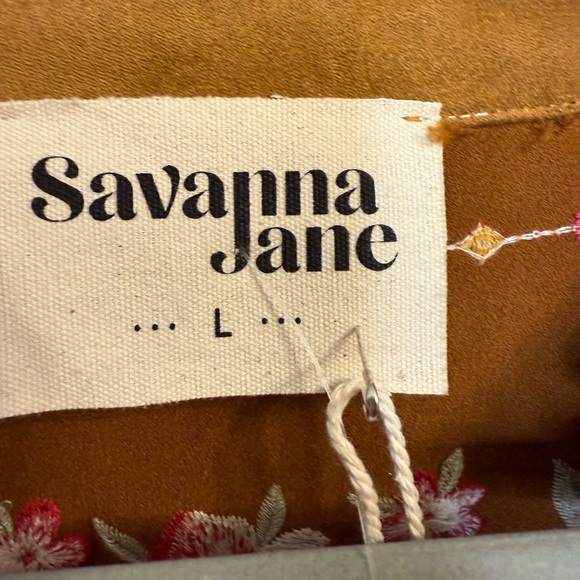 Savanna Jane Tan Faux Suede Jacket with Floral Embroidery NWT Size L - Picture 6 of 10